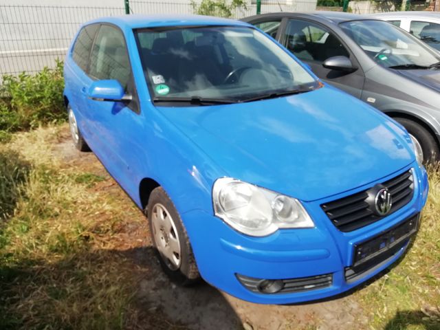 Volkswagen Polo 1.2 Tour, Klima, ZV, TÜV 6/26