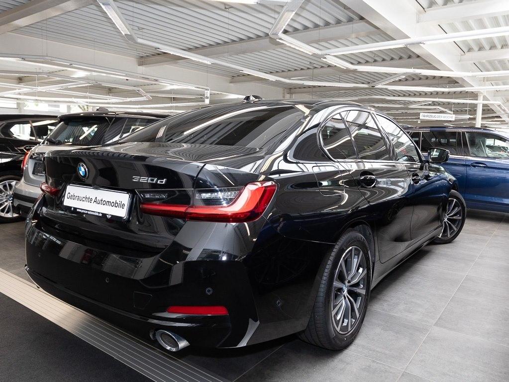 BMW 320d AHK RFK NAVI LED Sound Syst. PDC V+H DAB