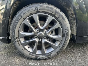 Jeep Grand Cherokee - 9