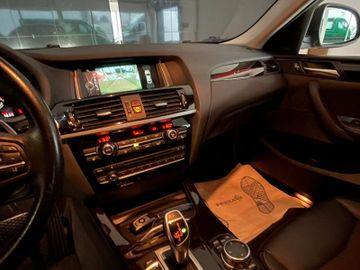 Fahrzeugabbildung BMW X4 xDrive35i*NAVI*EL.Heck*Xenon*T-Leder*