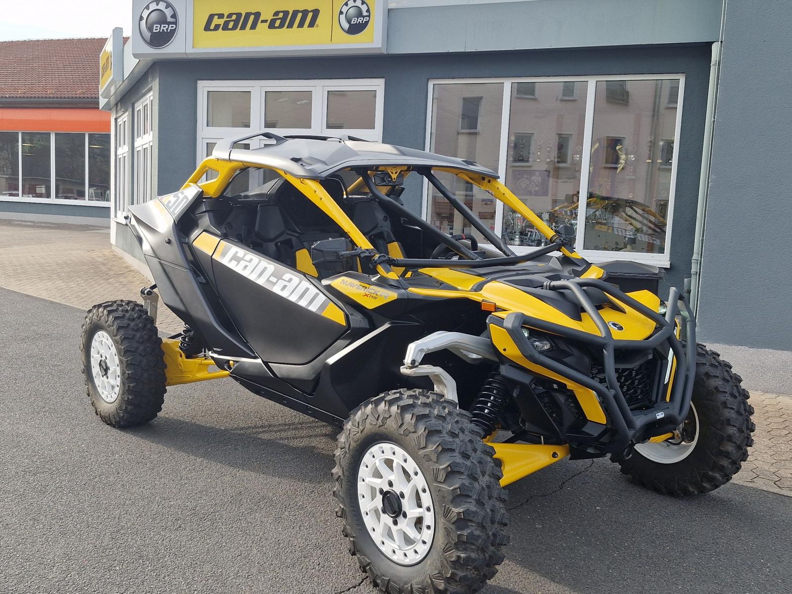 Can-Am Maverick R XRS LOF Offen