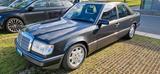 Mercedes-Benz Oldtimer DB W124 320E - Mercedes-Benz 320 aus 1993