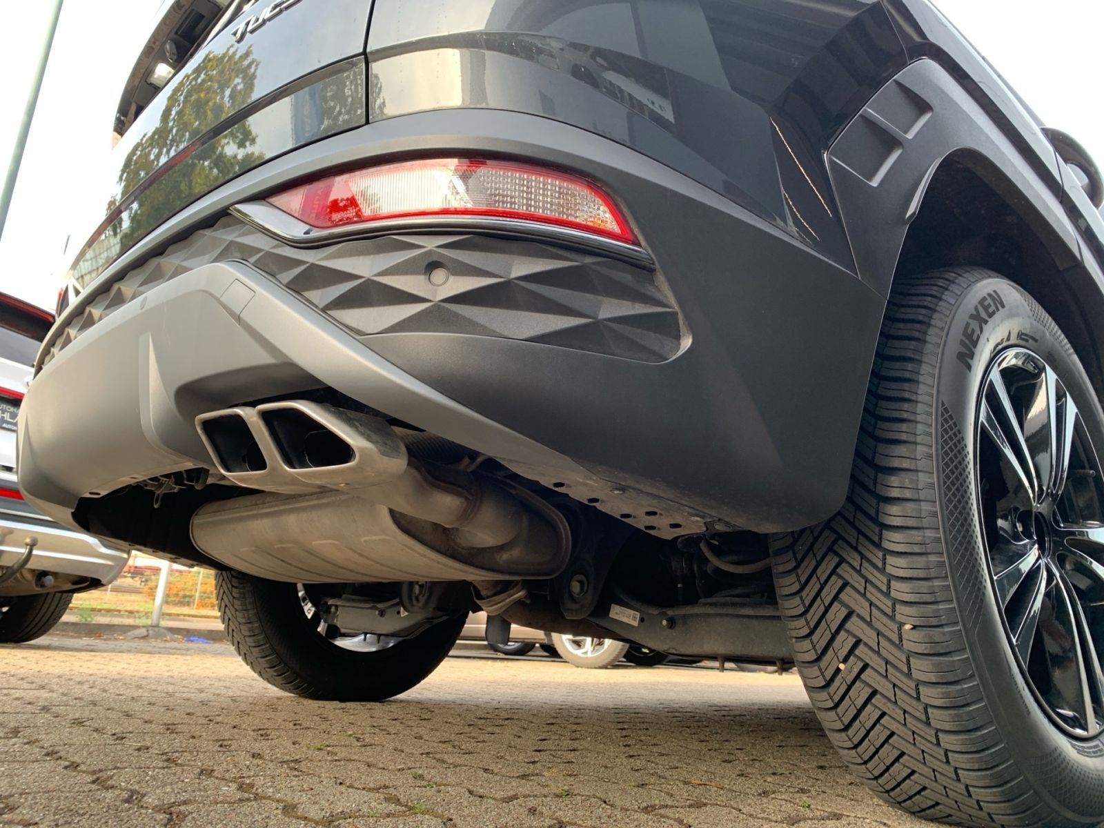 Fahrzeugabbildung Hyundai TUCSON 1.6 T-GDI 7-DCT Trend Mild-Hybrid Navi LE