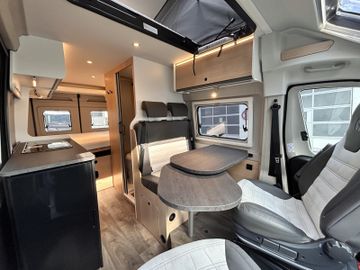 Sunlight Cliff X 600 Dieselhzg. AHK 17 Zoll DELTA Kamera