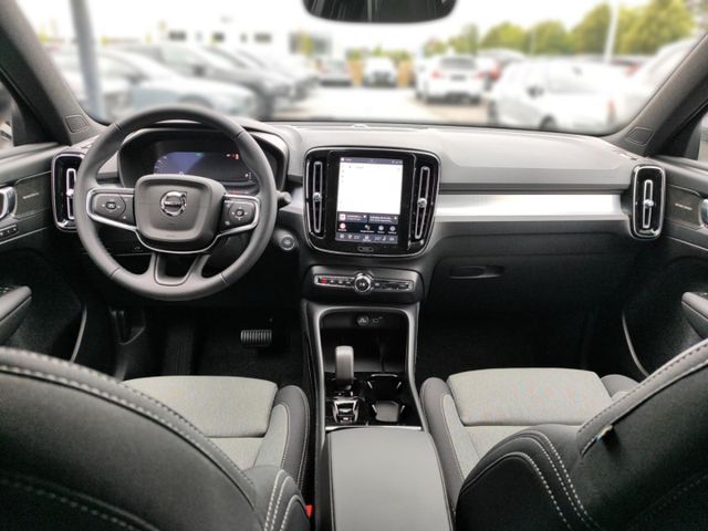 VOLVO XC 40 (Bild 19 von Array)