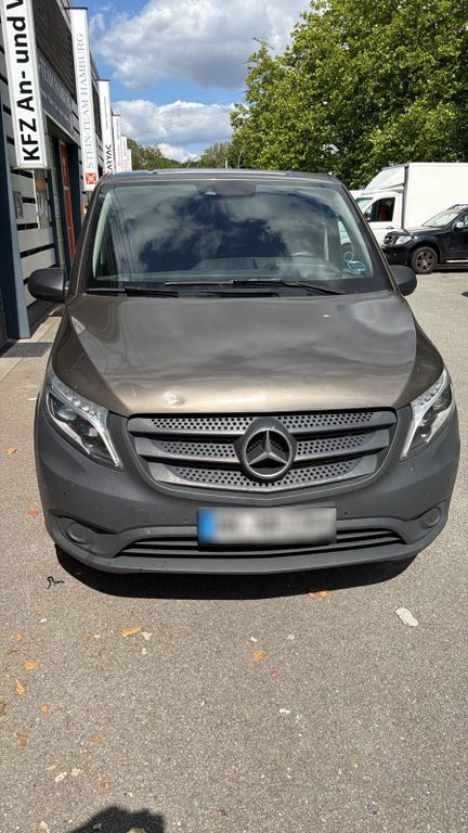 Image of Mercedes-Benz Vito