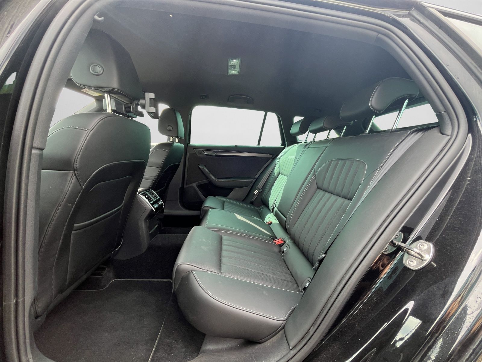 Skoda Superb - Bild 15