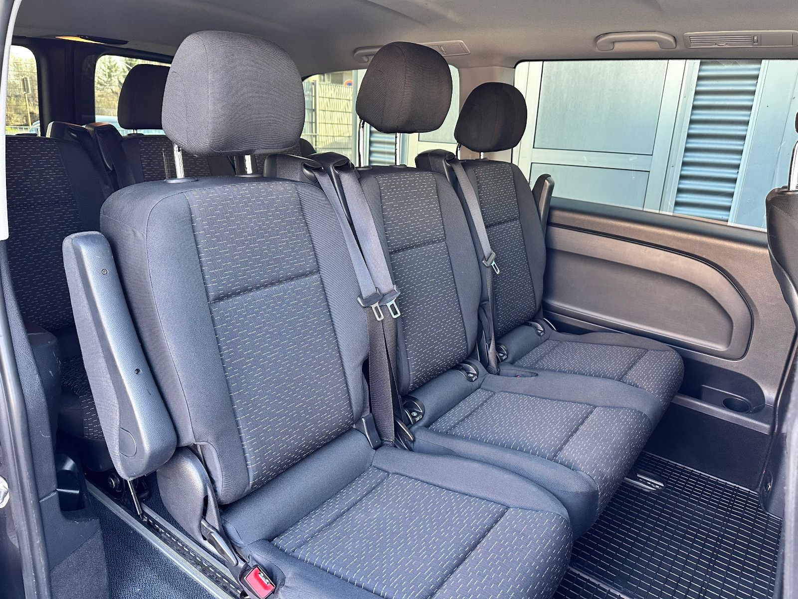 Fahrzeugabbildung Mercedes-Benz VITO TOURER 116 CDI PRO LANG*9 SITZER+KAMERA*