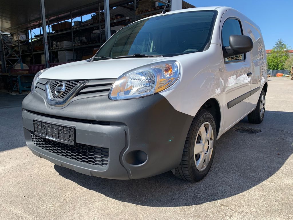 Image of Nissan NV250