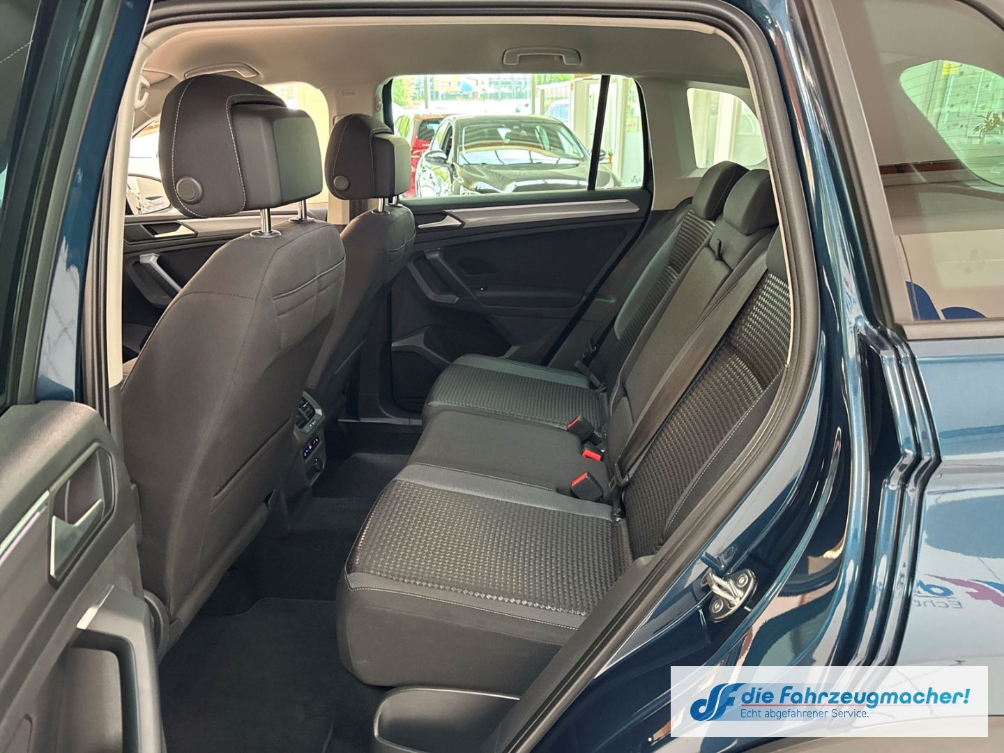 Fahrzeugabbildung Volkswagen Tiguan Active eHybrid Navi Digitales Cockpit 360