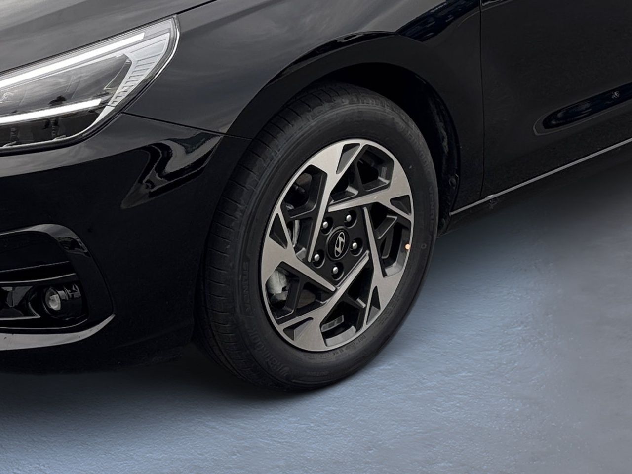 Fahrzeugabbildung Hyundai i30 ADVANTAGE LED*SHZ*LHZ*KAMERA*NAVI*USB*2Z-KL*