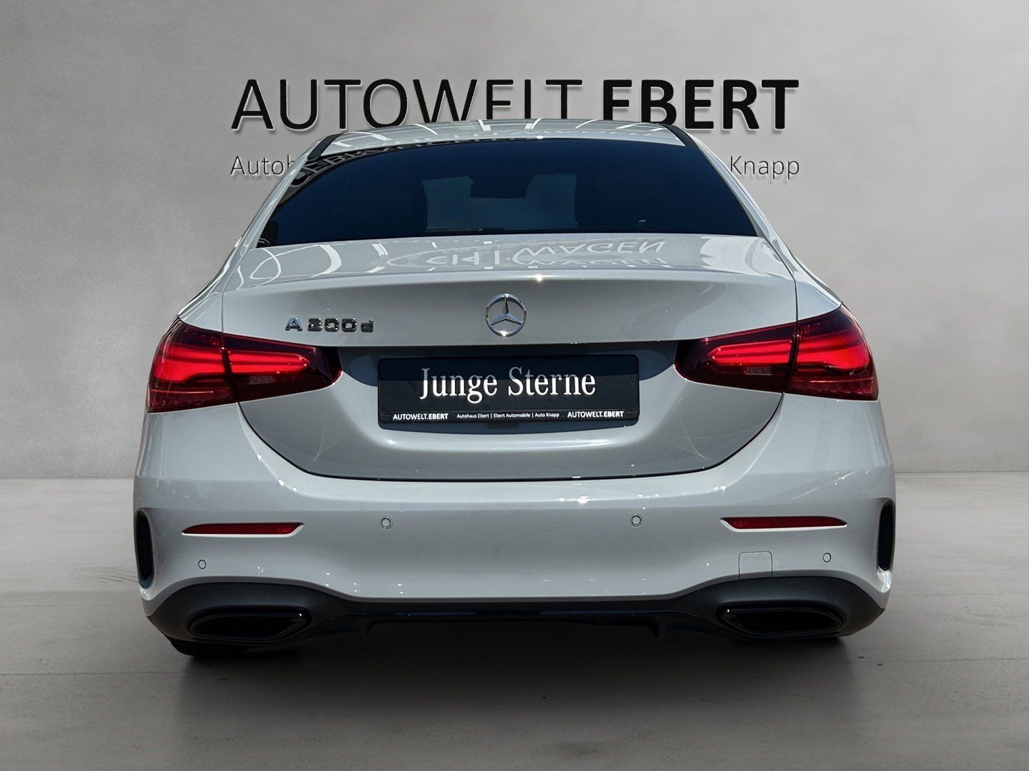 Fahrzeugabbildung Mercedes-Benz A200d Limo AMG SpecialEdition AHK Standhz DISTRO