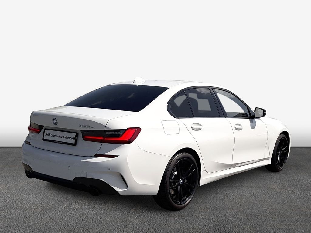 BMW 330 e M Sport Head-Up DAB AHK uvm.