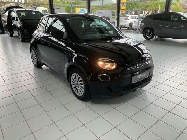 Fiat 500e Action 23kWh Sitzhzg., Apple CarPlay Androi imagem 3