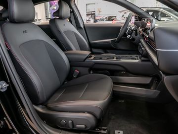 Hyundai Ioniq 6 N Line Kamera Digitales Cockpit Navi