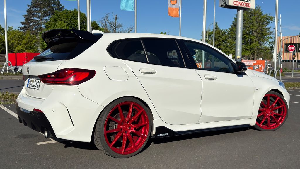 BMW 120