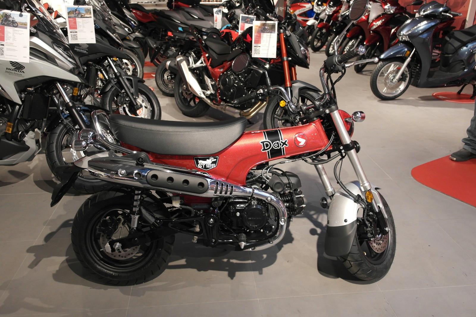 Honda Dax 125 Euro 5 vor 12 mit TZ
