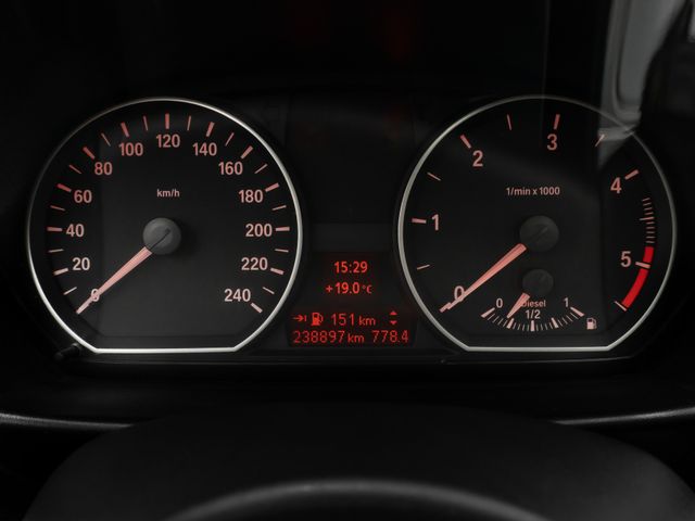 Foto Nummer 36: BMW 118d