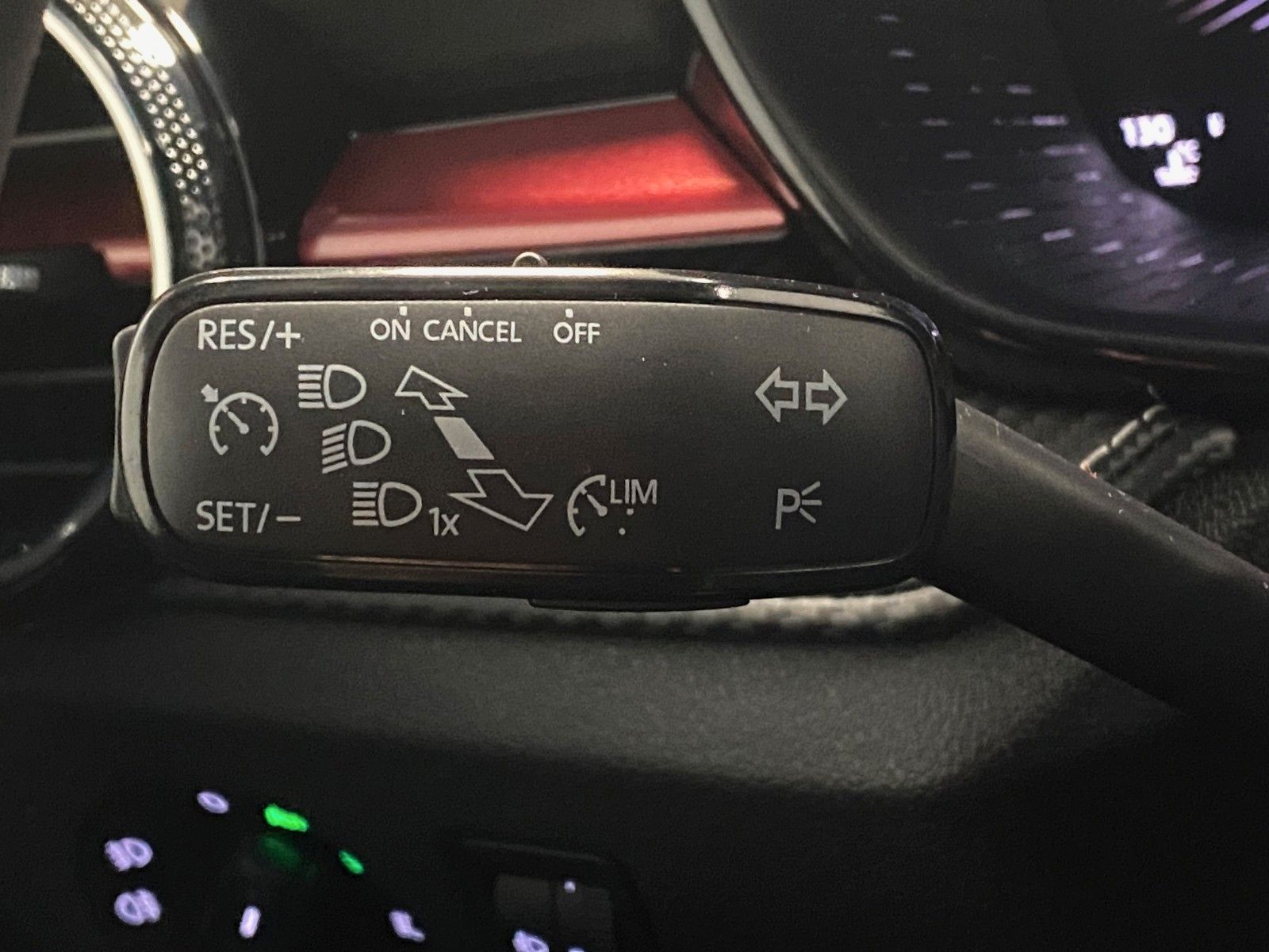 Fahrzeugabbildung SKODA Fabia 1.0 TSI DSG Monte Carlo+KAMERA+AppCon+PDC+