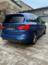 BMW 220d Gran Tourer xDrive M Sport - blaue BMW 220 Gran Tourer