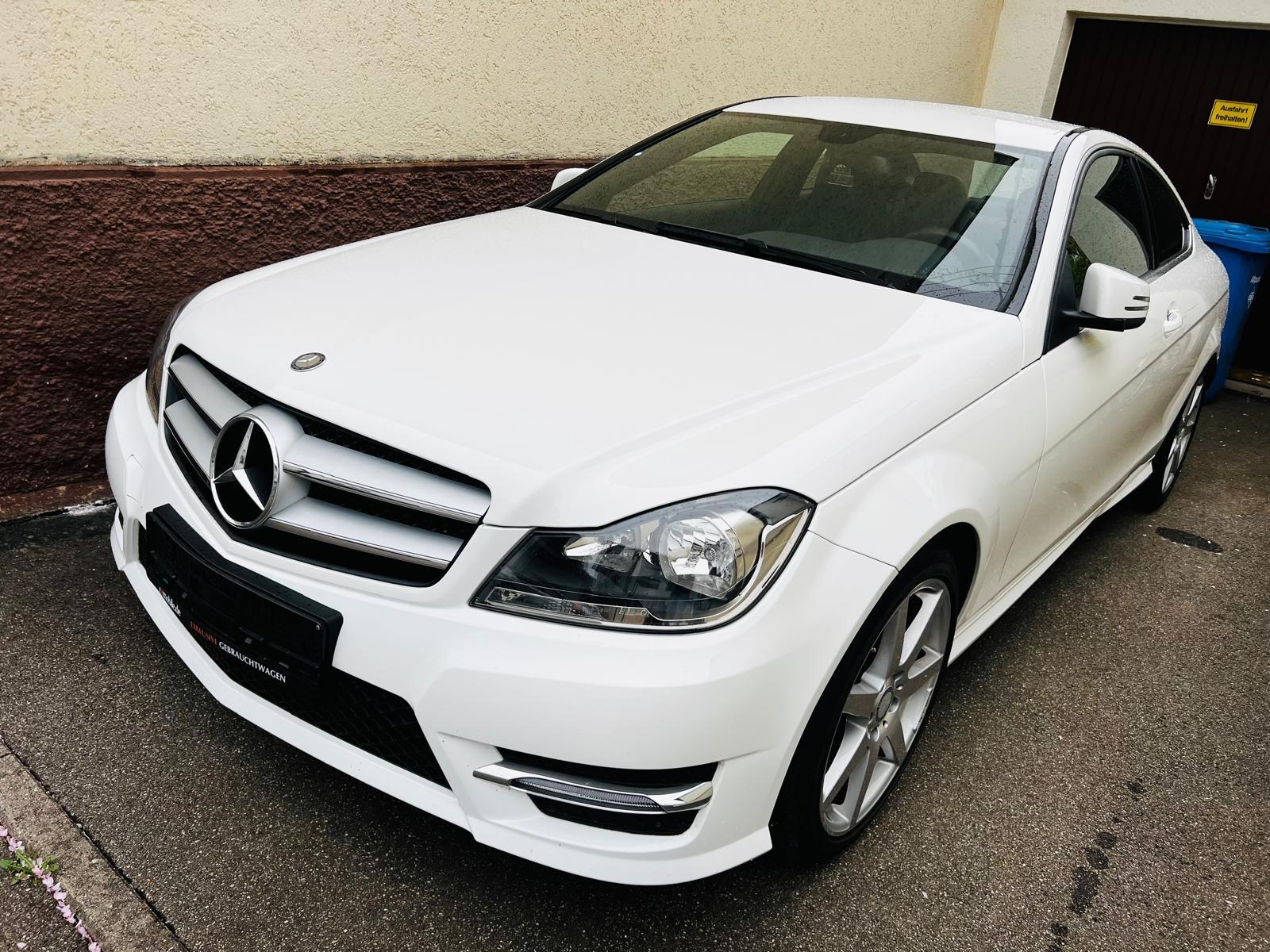 Mercedes-Benz C200 COUPE* AMG-SPORTPAKET* LEDER ARTICO* AMG18"