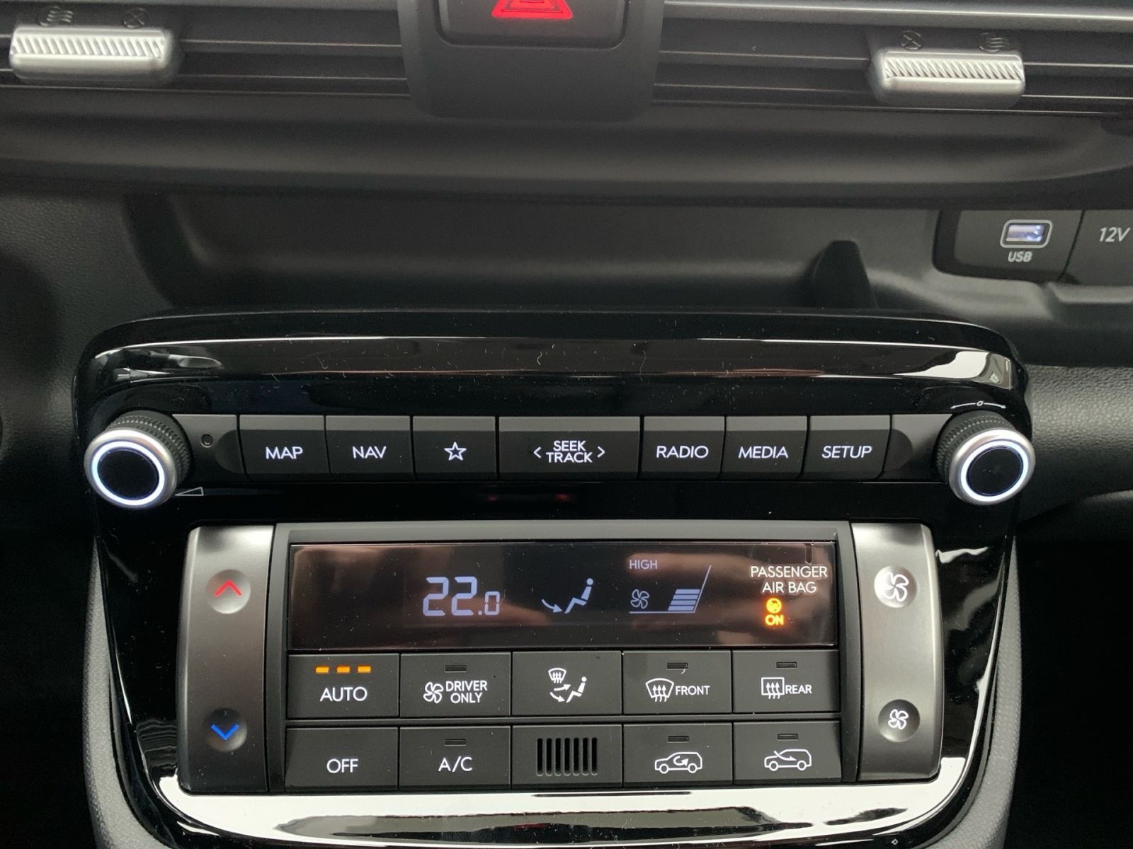 Fahrzeugabbildung Hyundai INSTER EV 42 kWh Select Navi