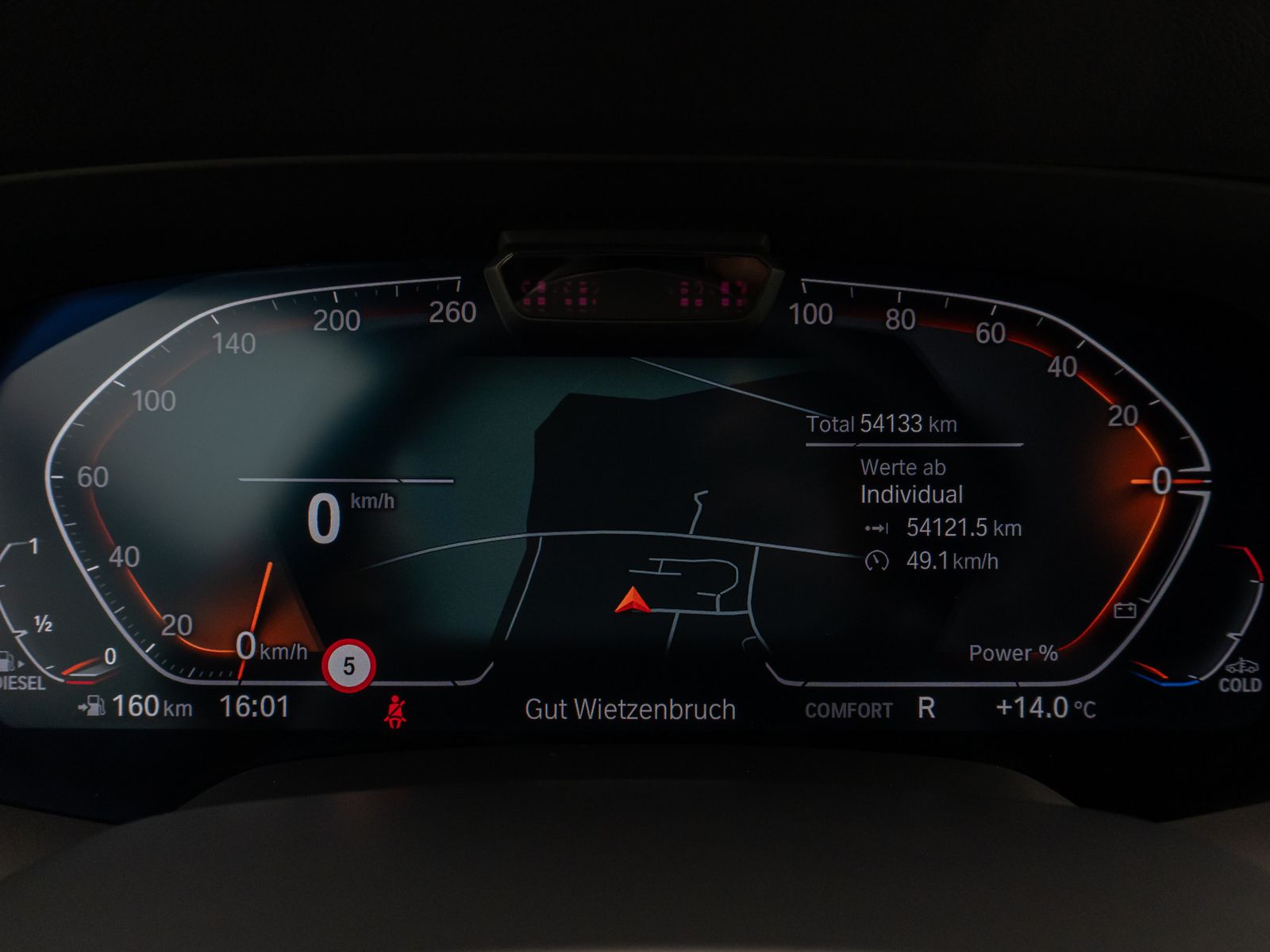 Fahrzeugabbildung BMW X6 xD40d M Sport Laser 360°HUD DAB H/K Komfort