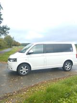 Volkswagen T5 Multivan Special  - weiße Volkswagen T5 Multivan