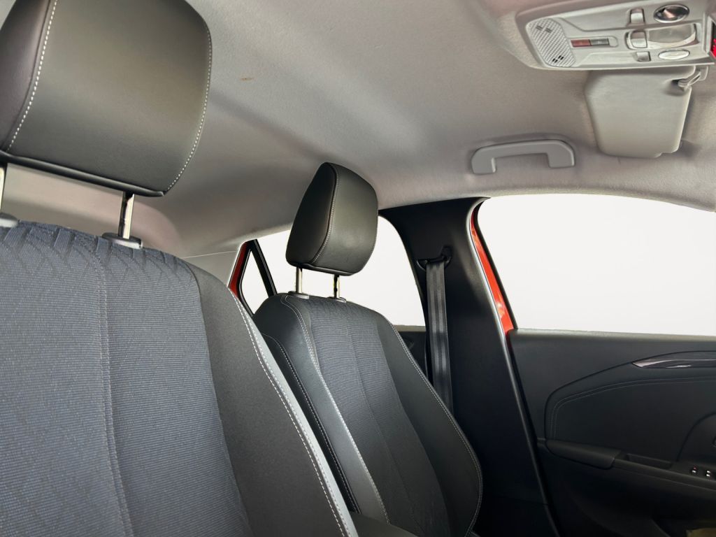 Fahrzeugabbildung Opel Corsa-e Elegance LED-Matrix Navi Parkpilot Sitzh