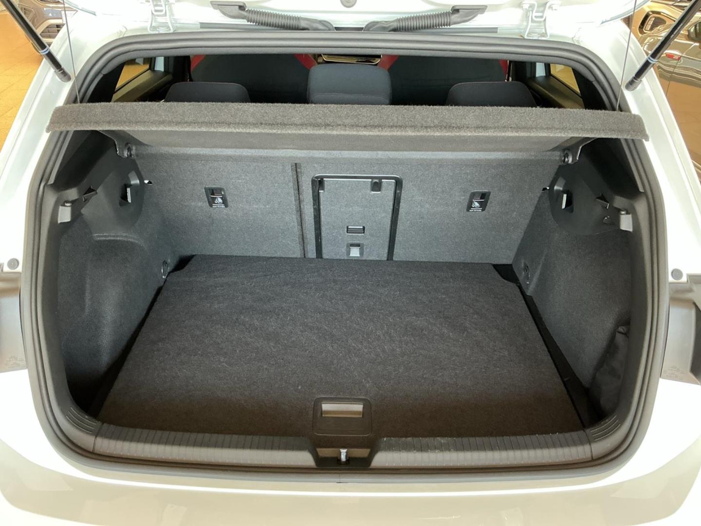 Volkswagen Golf GTI VIII 2.0 TSI 7-DSG DCC HUD 360Kamera AD, миниатюра 21