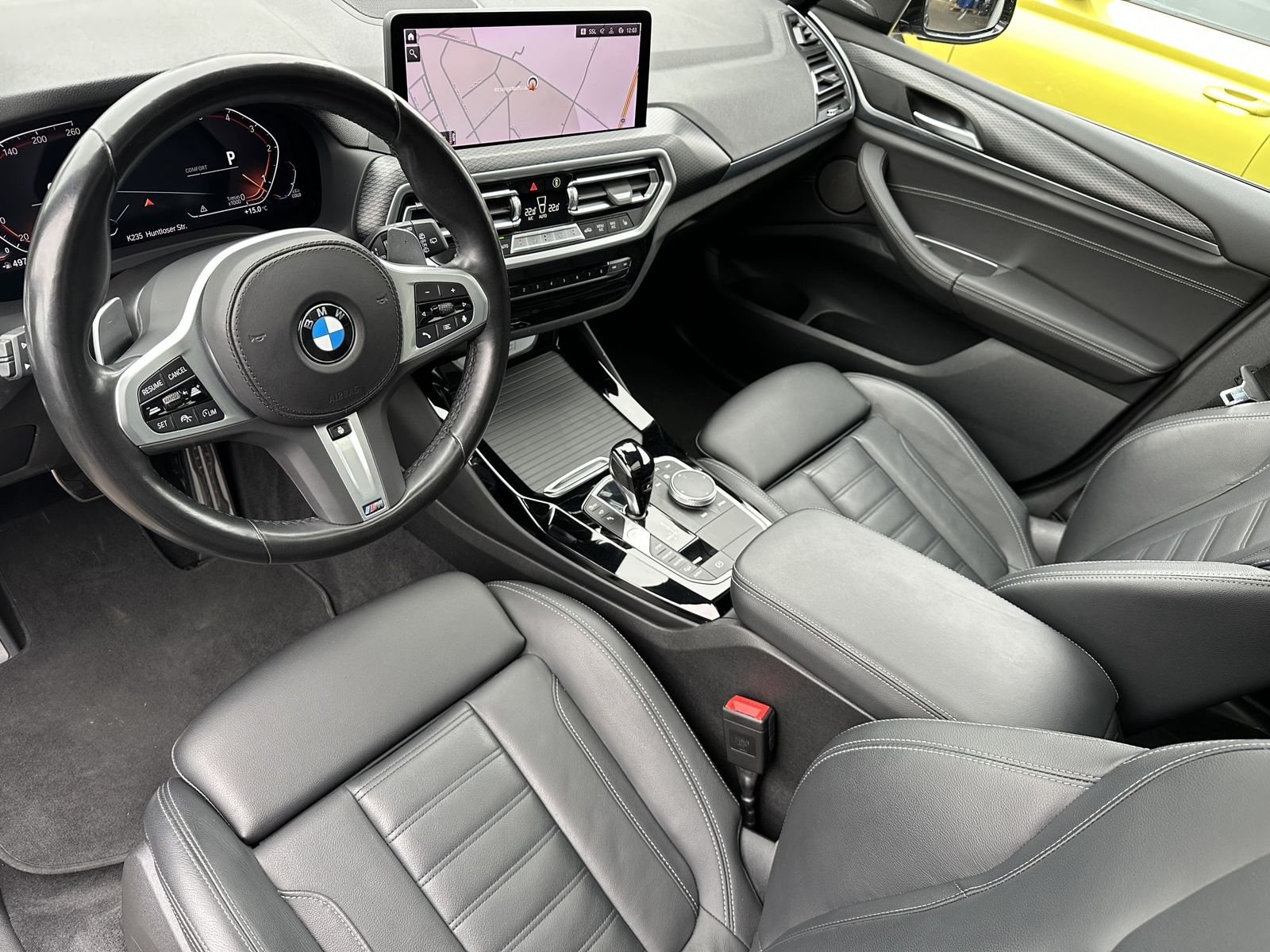 Fahrzeugabbildung BMW X3 xDrive30d M-Sport+NAV+LASER+PANO+HUD+20ZO+360