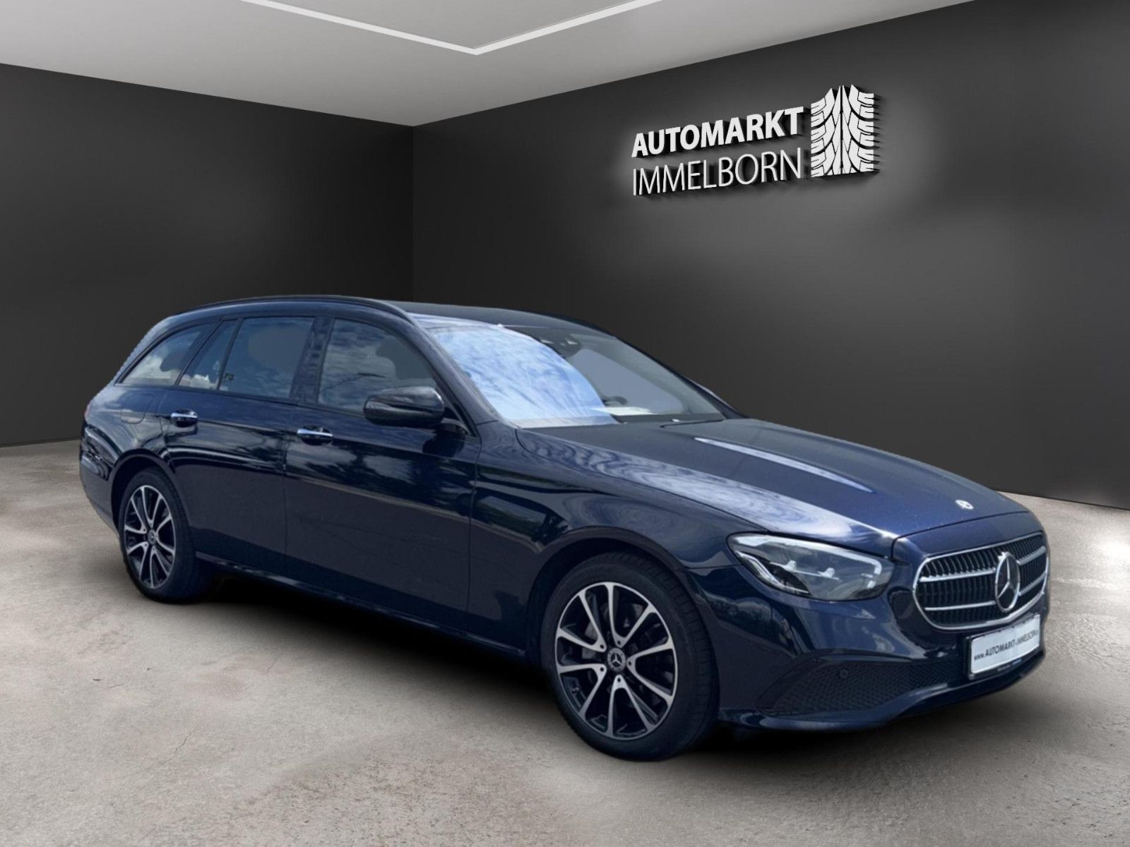 MERCEDES-BENZ E 220 d AHK*Distro*Massage*Kamera*Burmest*Memory