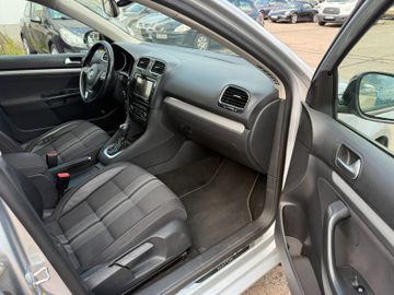 Volkswagen Golf - 10