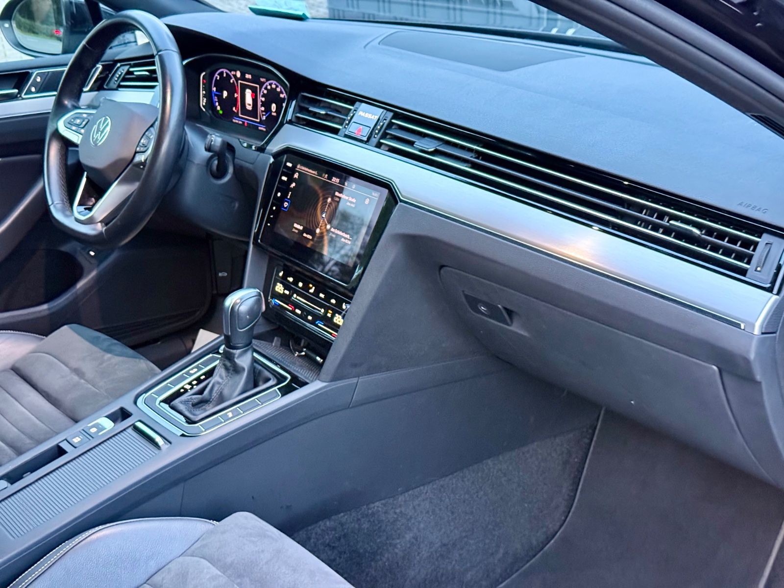 VW Passat Variant Elegance Automatik – Vorschaubild 11