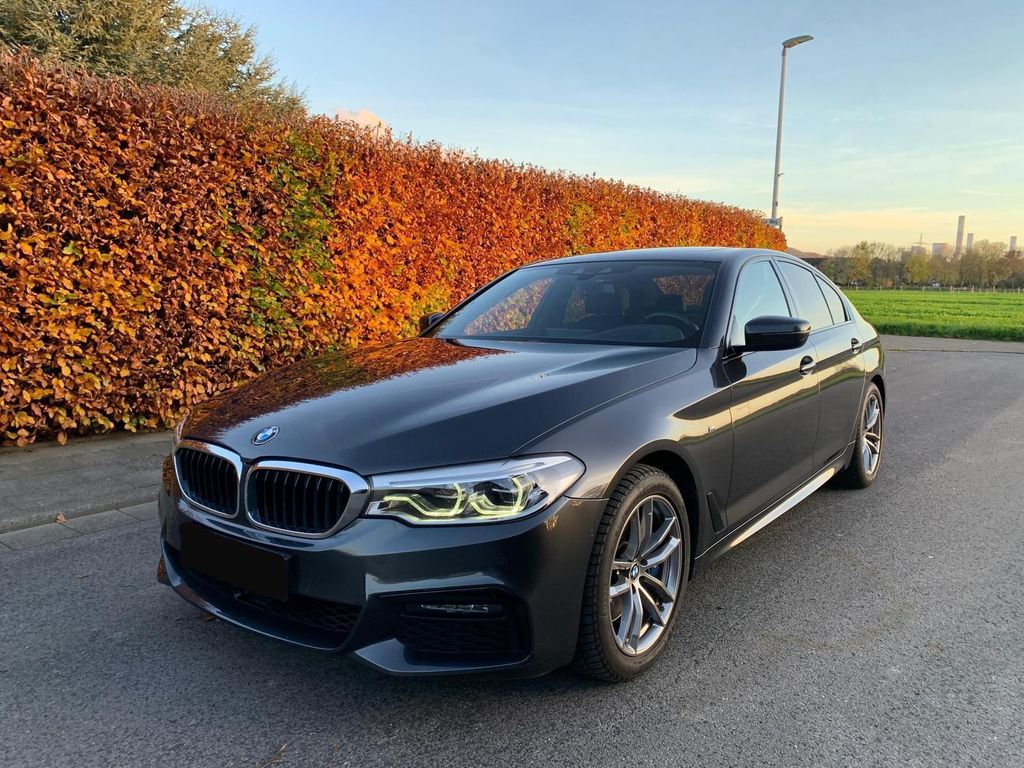 Image of BMW 530