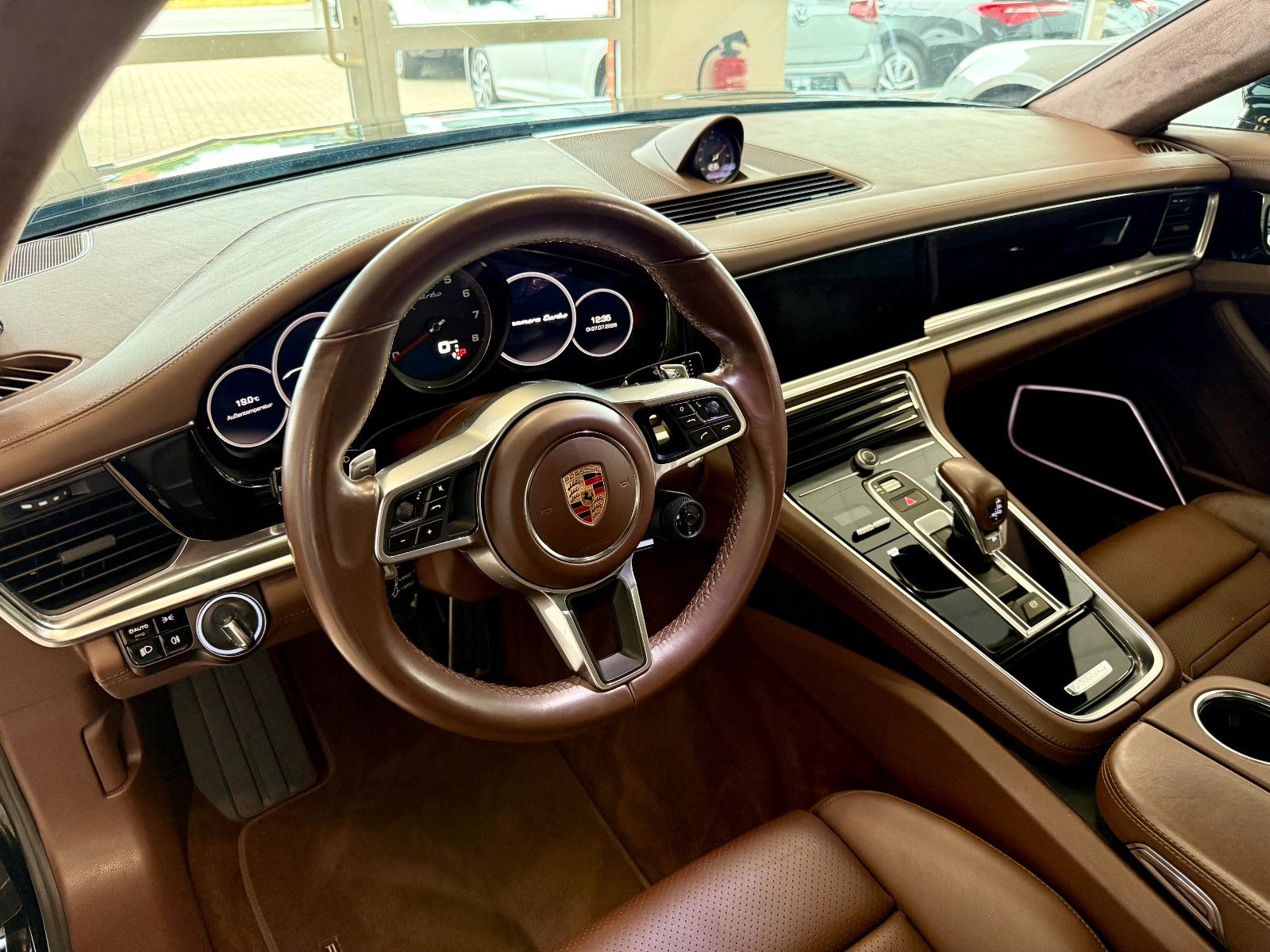 Fahrzeugabbildung Porsche Panamera Turbo PCCB/Panorama/SportDesign/ACC/DAB