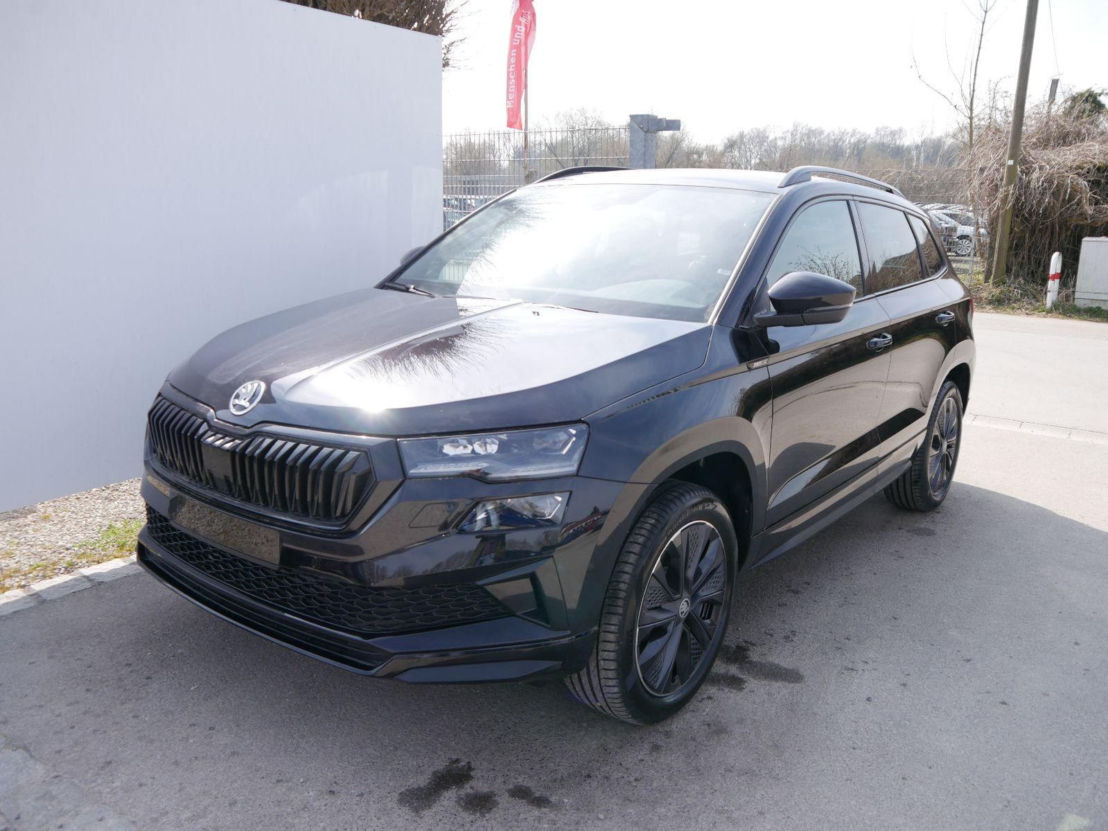 Skoda Karoq Sportline 2.0 TDI 4x4 DSG*AHK-SCHWENKBAR*A imagem 2