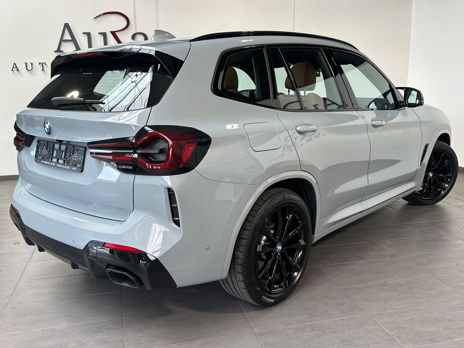 Fahrzeugabbildung BMW X3 M40d xDrive NAV+LED+PANO+AHK+STHZG+HEAD-UP