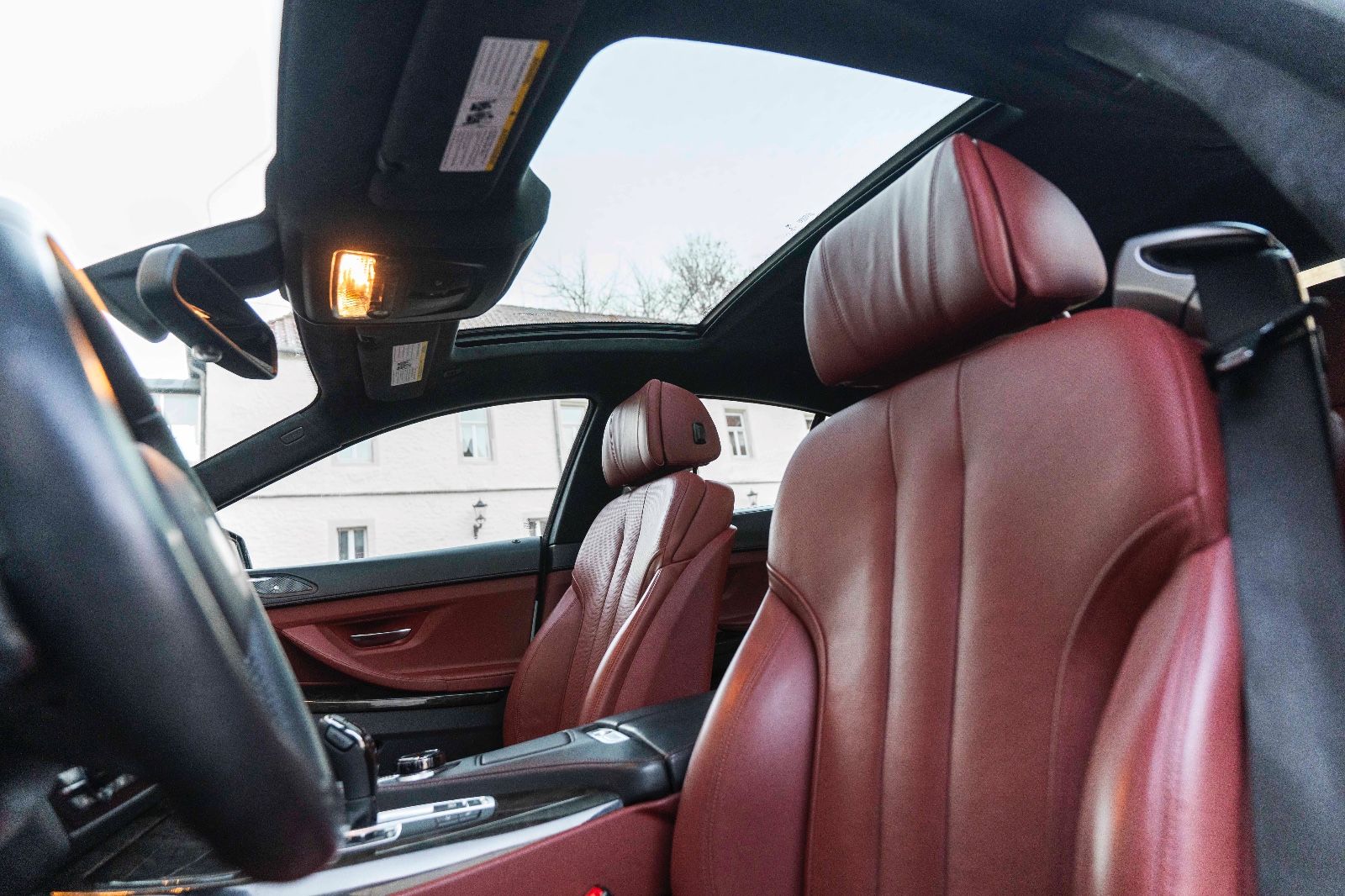 Fahrzeugabbildung BMW 640i GC M-SPORTPAKET HUD H&K LED KAM ALC TOTW