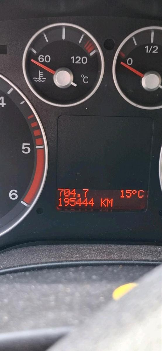 Ford Focus 2007 — engine 125 HP (92kW)