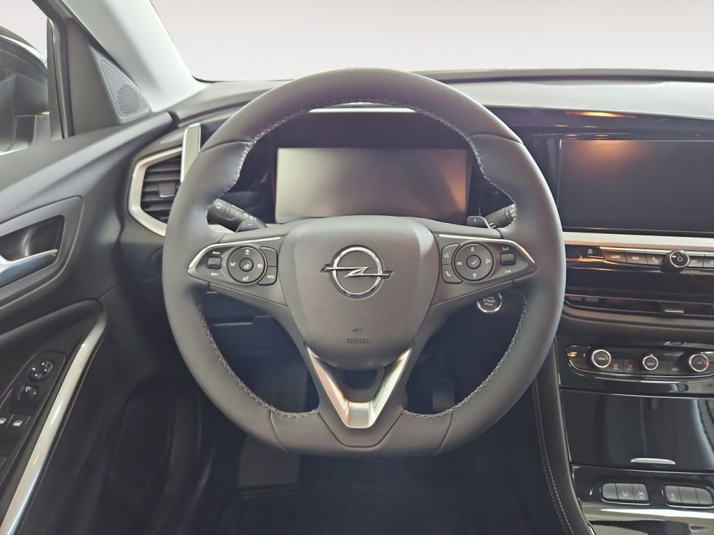 Fahrzeugabbildung Opel Grandland 1.2 Automatik GS Sitzheiz. LED-Matrix