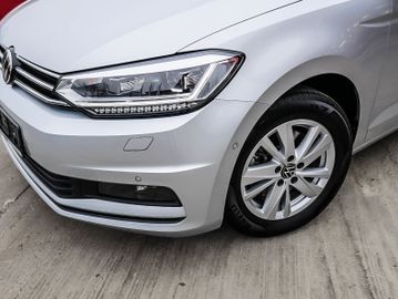 Fahrzeugabbildung Volkswagen Touran 15TSI ACT OPF DSG Comfortline LED ACC PLA