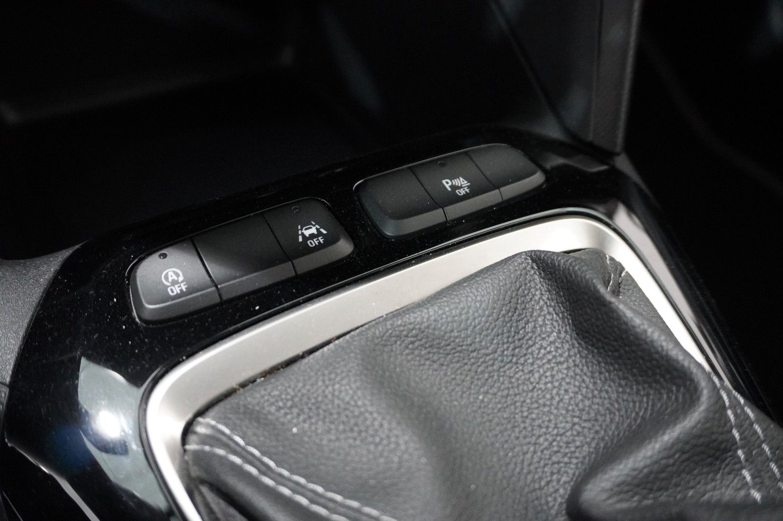 Fahrzeugabbildung Opel Corsa F 1.2 ELEGANCE NAVI/LED/KAMERA/SPORT/DAB+