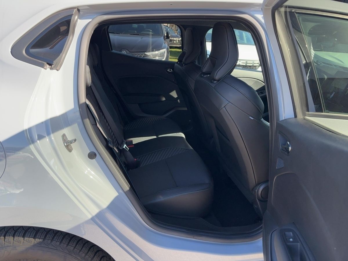 Fahrzeugabbildung Renault Clio ESPRIT ALPINE TCE 90 Navi SHZ Kamera