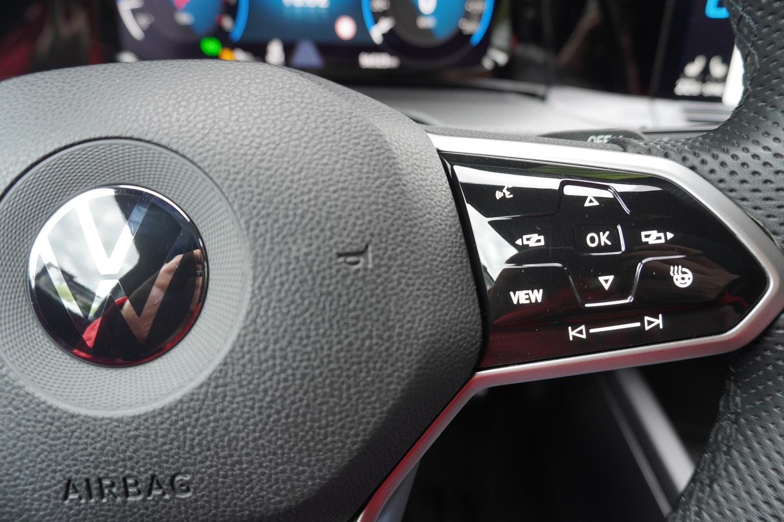 Volkswagen Golf VIII Variant R-Line eTSI DSG Panorama, миниатюра 15