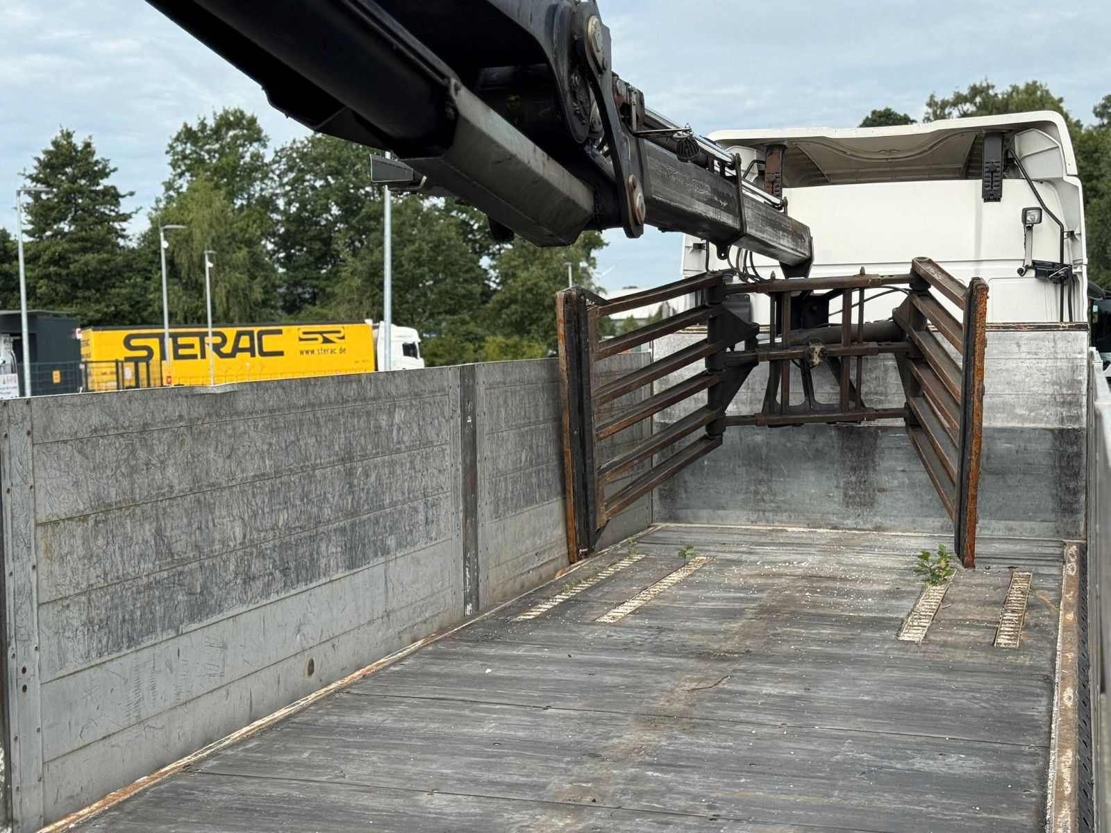 Fahrzeugabbildung MAN TGX 18.460 4x2 SAHN 3.Achs Auflieger Fassi  F240