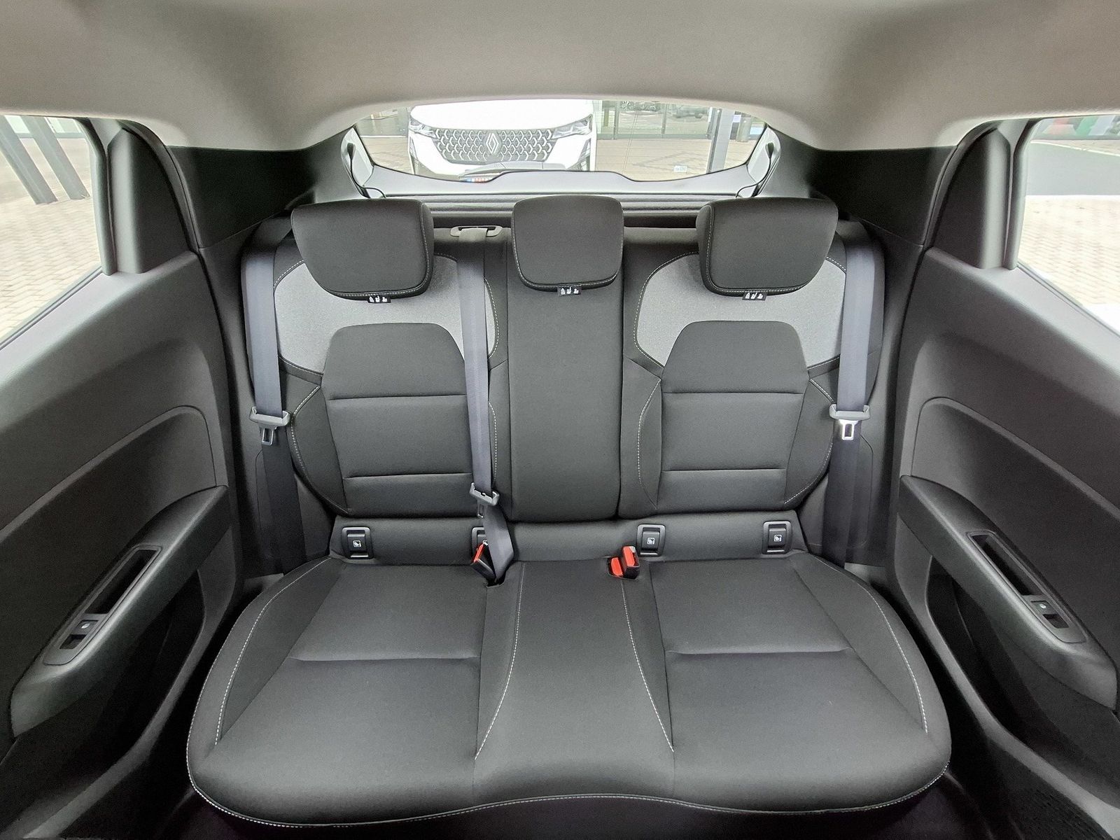 Renault Clio - Bild 15