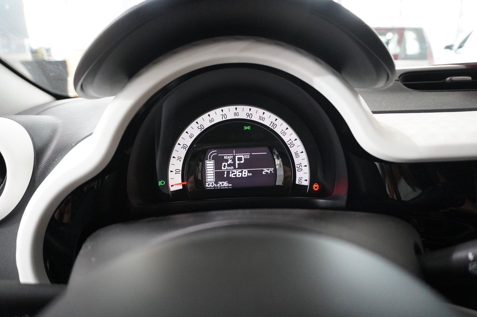 Fahrzeugabbildung Renault Twingo Equilibre Electric 22KWH NAVI/LED/DAB+