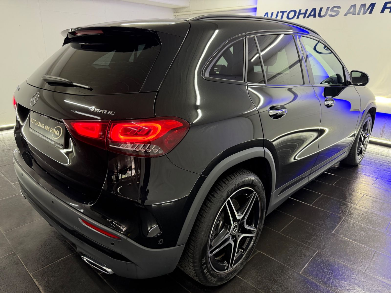 Mercedes-Benz GLA 250 4Matic AMG NIGHT 1HND 360° LED HUD APPLE foto 9