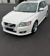 Volvo V50 R-Design - Volvo V50: R Design